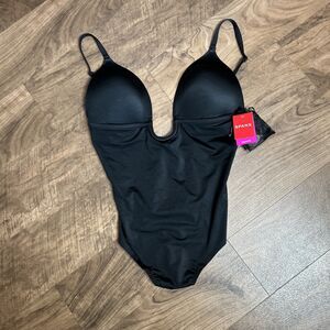 Spanx Bodysuits Plunge Low Back Thong Black Color Size XL NWT